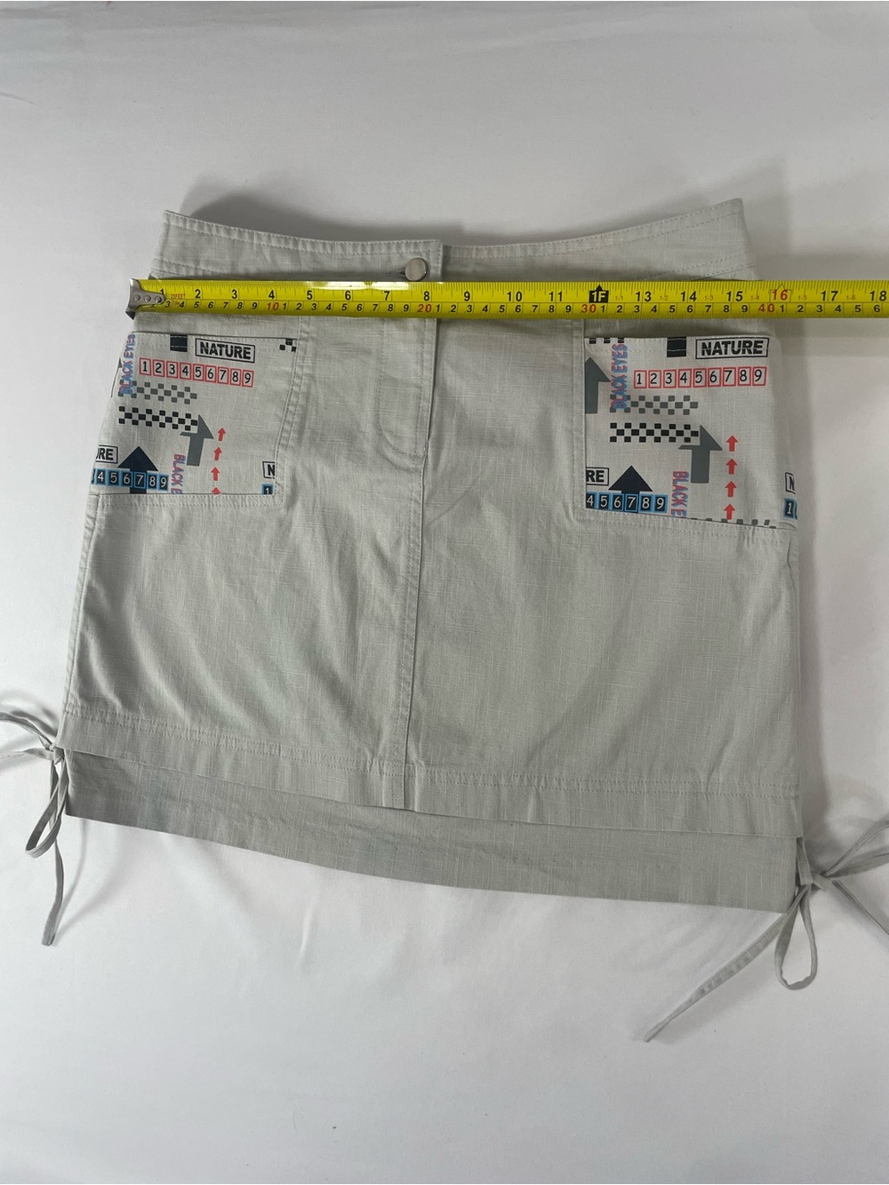 Embroidered Drawstring Mini Skirt - Light Gray - Picture 11 of 12